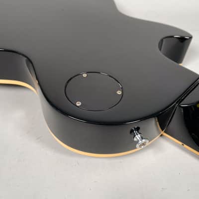 2011 Gibson Les Paul Classic Black Finish w/OHSC image 21