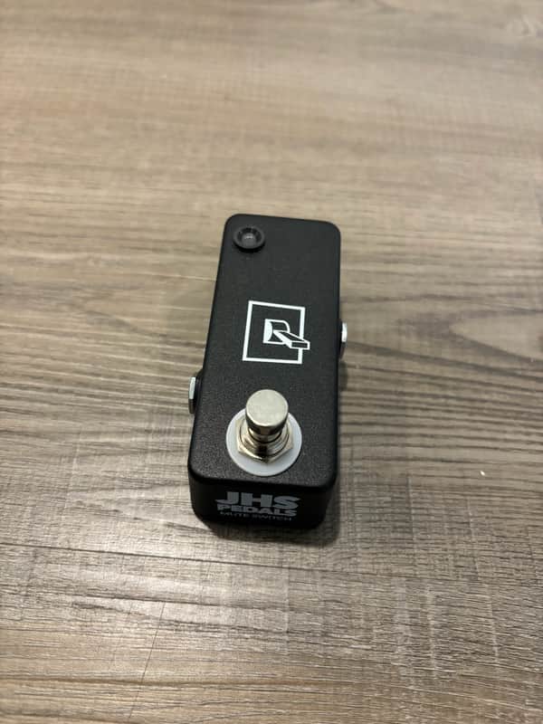 JHS Mute Switch