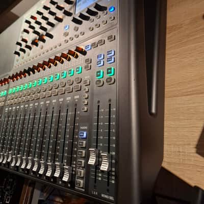 Soundcraft Si Compact 32-Channel Digital Mixer 2000s - Black image 5