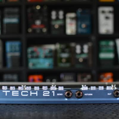 Tech 21 Bass Fly Rig V2 2021 - Blue image 5