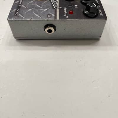 Tech 21 NYC U.S. Steel Distortion SansAmp Character Series Guitar Effect Pedal image 4