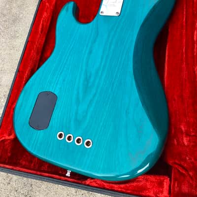 1998 Fender Deluxe American Series Precision Teal Green Transparent Premium Ash body and OHSC image 2