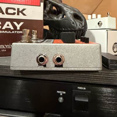 Electro-Harmonix Attack Decay Reverse Tape Simulator 2019 - Present - Orange / Black image 6