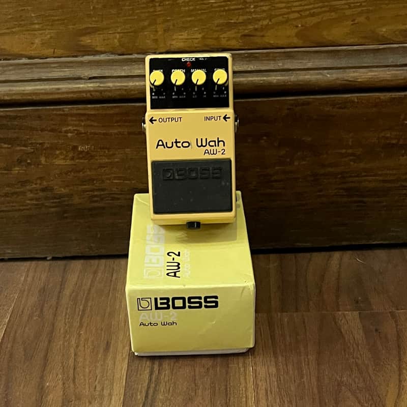 Boss AW-2 Auto Wah | Reverb Canada