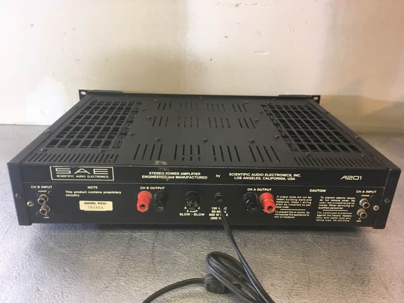 SAE A201 Dual High Resolution Power Amplifier - Good Working