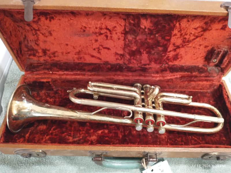 Harry Pedler & Sons American Triumph Trumpet 1950's for parts/repair image 1