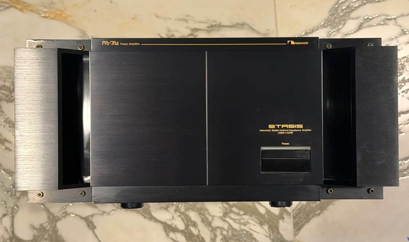 Nakamichi  PA7AII 1990 - Black Excellent 225 wpc