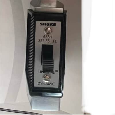 Shure 55SH-II vocal microphone