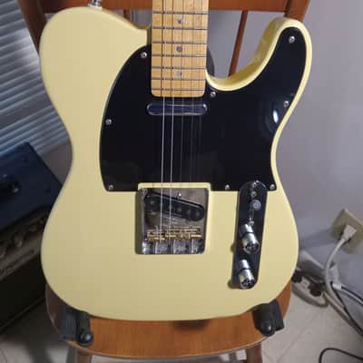 Fender Lite ash telecaster 2004 - Vintage white image 1