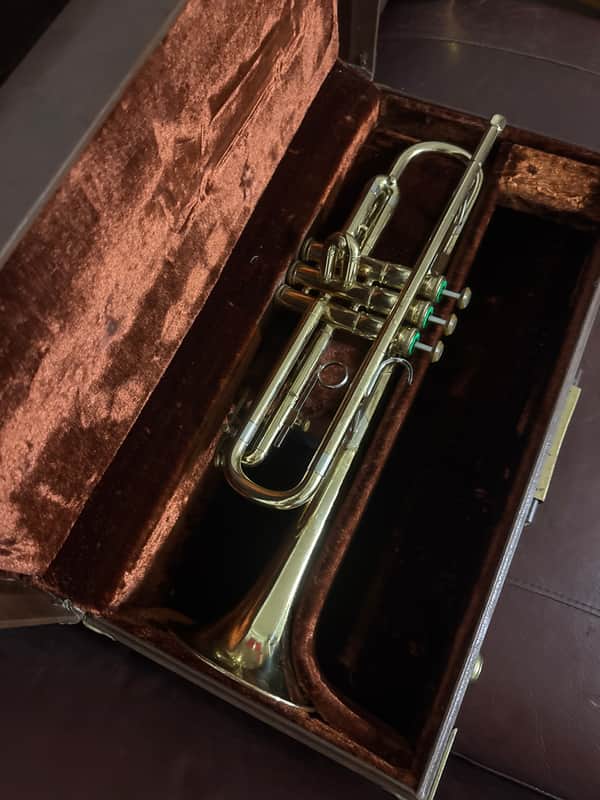 Olds Ambassador Bb Trumpet SN 722903 image 1