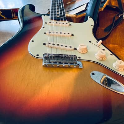 Custom shop 1960s Fender Stratocaster 2005 - Sunburst Relic image 7