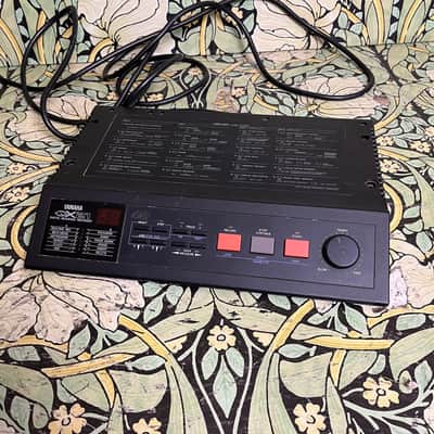 Yamaha QX21 Digital Sequence Recorder