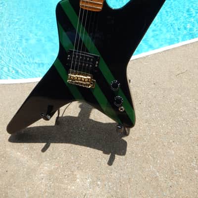Kramer Voyager 1981 Graphic OHSC Strat Head Really Clean!! image 4