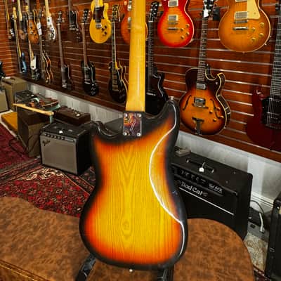 Fender Mustang Guitar with Rosewood Fretboard 1972 - 1978 - Sunburst image 5