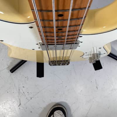 Squier Classic Vibe Telecaster Bass image 5