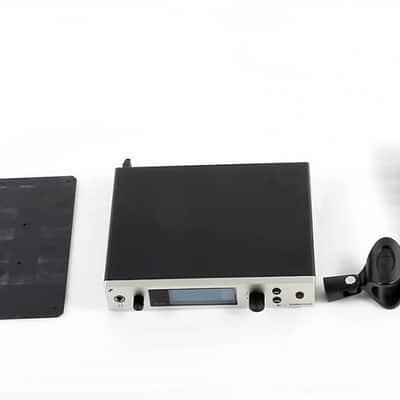 Sennheiser EW 500 G4-935 Handheld Wireless Microphone System with MMD 935 Capsule (AW+-Band: 470-558 MHz) - Black image 1