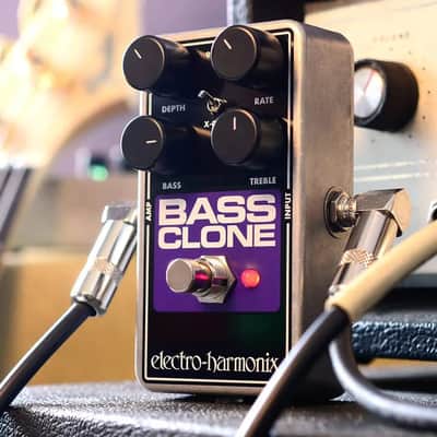 Electro-Harmonix Bass Clone Nano Analog Chorus Purple/Black image 3
