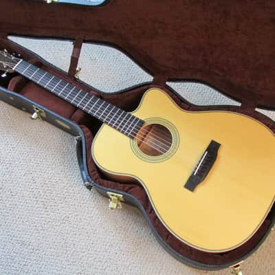 2013 Martin OMC-LJ Pro Laurence Juber Maple Custom Artist Edition Natural image 2