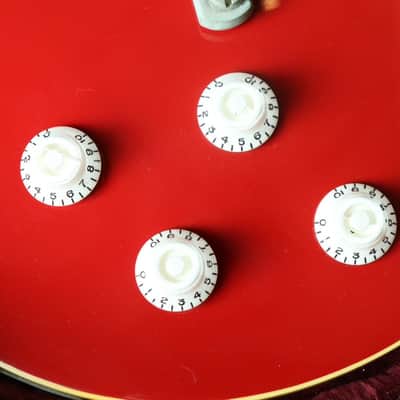 Gibson Custom shop Lespaul Catalina Red 1997 image 4
