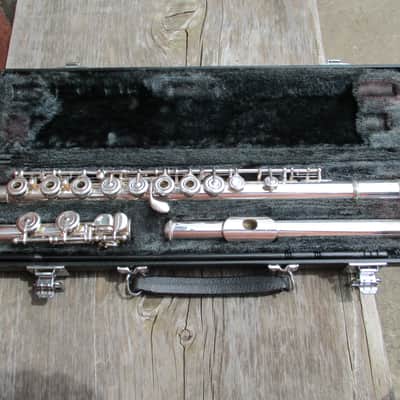 Yamaha YFL-282 Standard Open Hole Flute 2010s - Silver-Plated image 1