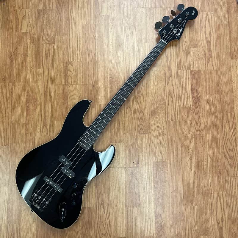 Fender Aerodyne Jazz Bass with Babicz Bridge - Black image 1