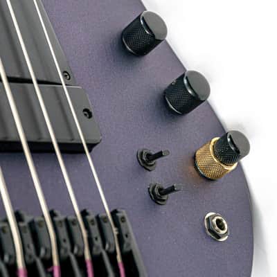 Swan Alpha 5-String Fretless Bass Iridescent Purple/Green w/ Finger Ramp, Brass Nut, 18v Preamp image 5