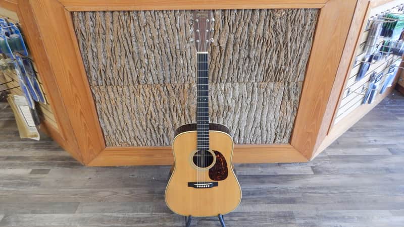 2012 Martin HD-28V image 1
