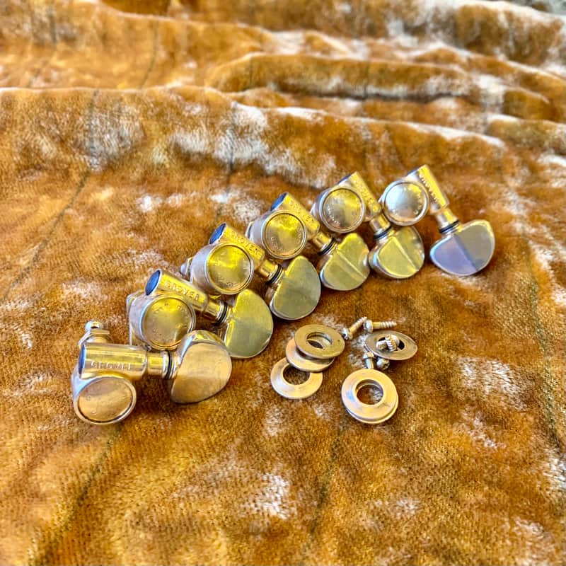 1960 Grover 101 rotomatic in line guitar tuners Gold