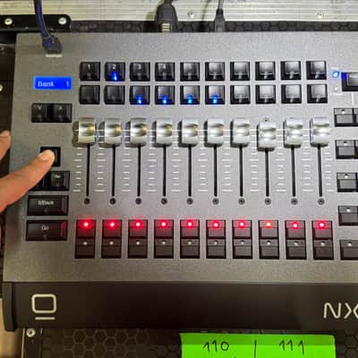 Obsidian NX-P 10 Fader and 4-Universe Motorized ONYX Wing image 9