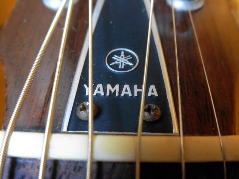 Yamaha FG-180