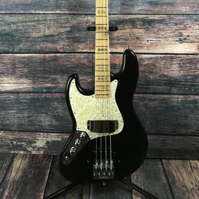 Used Fender Left Handed 1975 Jazz Bass with Case image 4