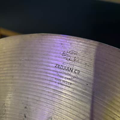 Zildjian 18” Thin Crash Avedis 1999 (1442 Grams) image 2