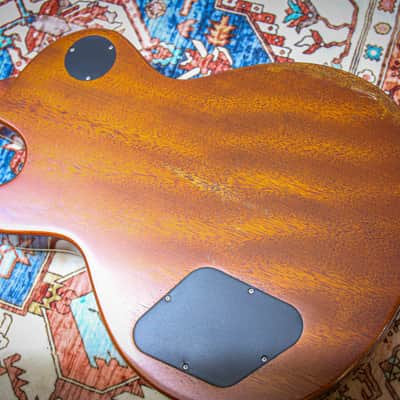 EASTMAN MIC SB59/v Solid Body Single Cutaway Aged "GoldBurst + Ebony" (2024) image 17