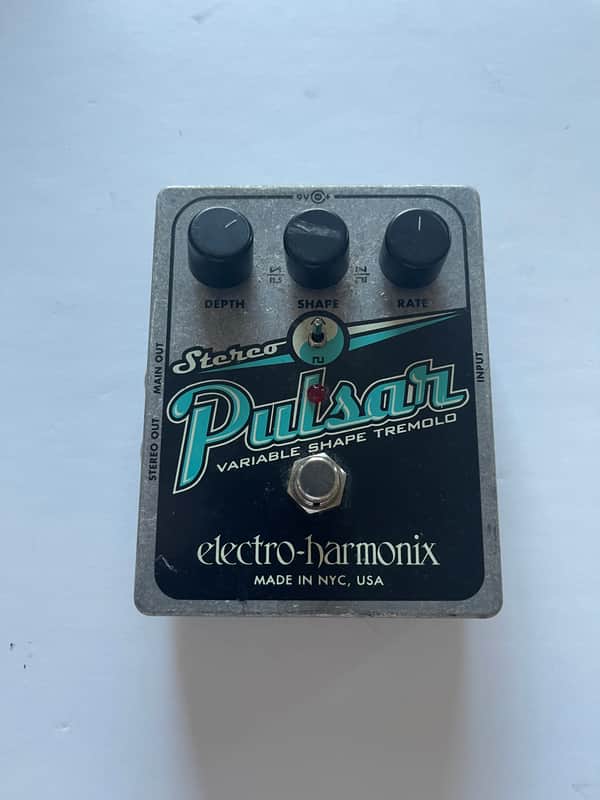 Electro Harmonix Stereo Pulsar Variable Shape Tremolo EHX Guitar Effect Pedal image 1
