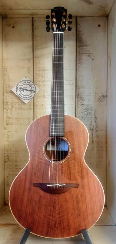 Lowden S-35W