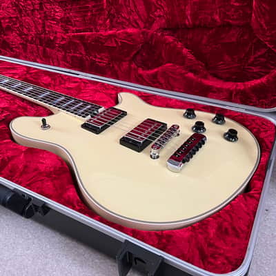 EVH Wolfgang USA Custom Shop Hardtail ONLY 66 Made ! 2011 Mint Eddie Van Halen image 2