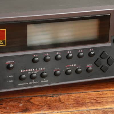 E-MU E4XT Ultra Rackmount Sampler image 3