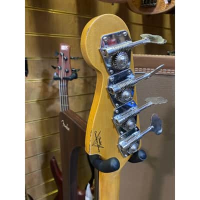 Fender Custom Shop Precision Bass 1960 Relic 3TSB Black Pickguard image 12