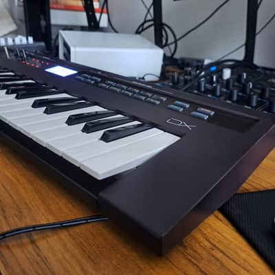 Yamaha Reface DX Mini Mobile Keyboard 2015 - Present - Black image 3
