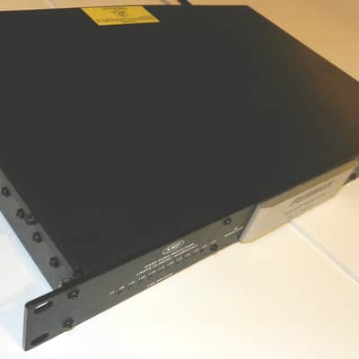 Furman AR-15 Series II Voltage Regulator Power Conditioner image 4