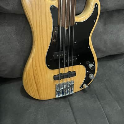 Fender P-bass 1978 - Natural image 10