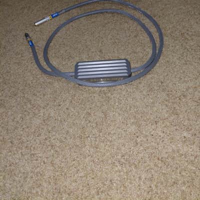 MIT (Musiical Interface Technologies  MI-330 audio cable image 2