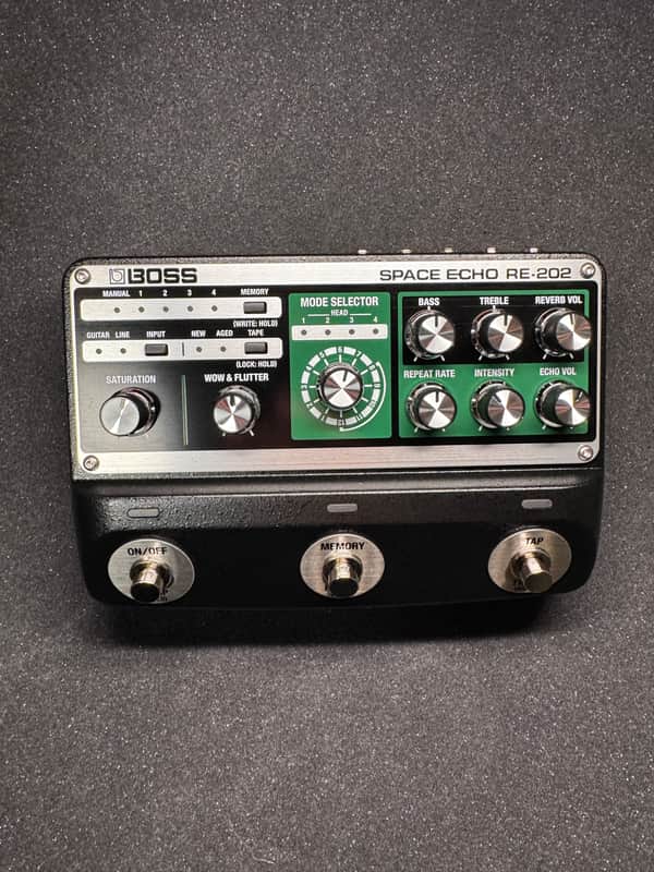 Boss RE-202 Space Echo