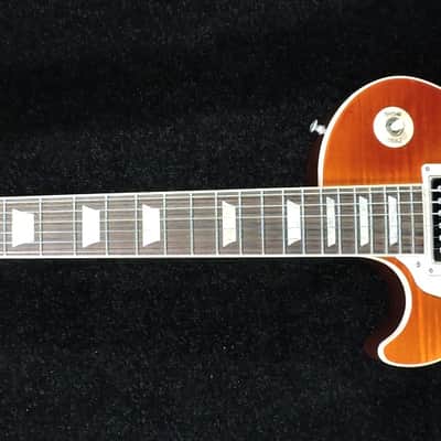 Gibson Les Paul Traditional. Left Handed. 2012 Light Burst image 7
