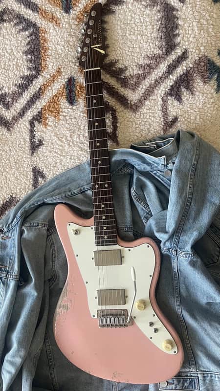 Tom Anderson Raven Classic