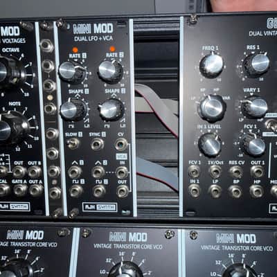 AJH Synth Minimod 2017 - Black image 12