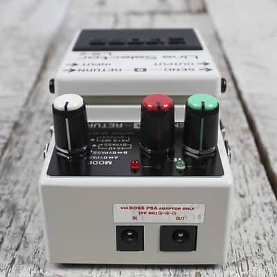 Boss LS-2 Line Selector Pedal Electric Guitar Line Selection Effects Pedal image 21
