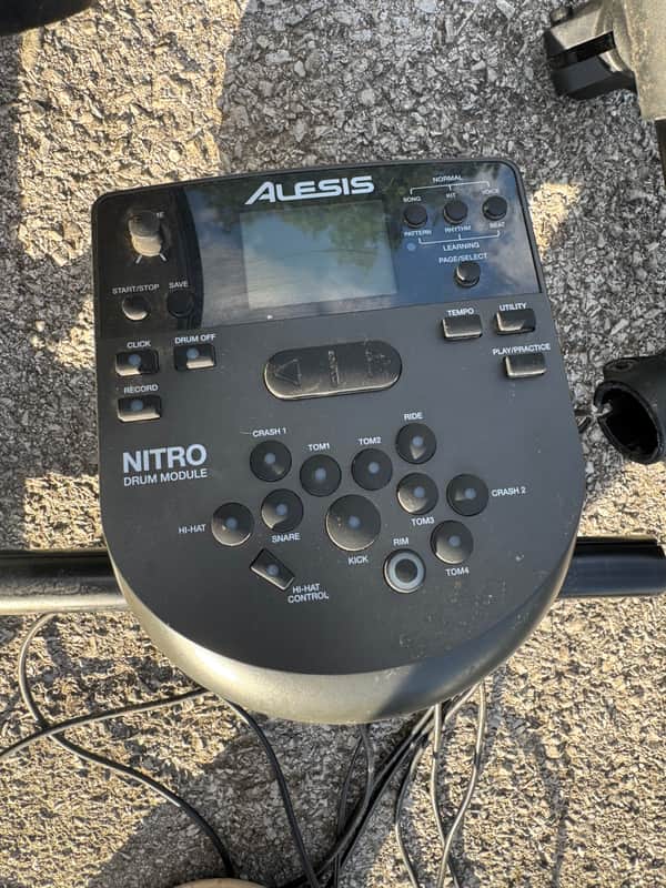 Alesis DM7X Session Kit Advanced Electronic Drum Set 2010s - Black Bild 1