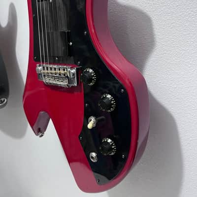 Gibson Corvus II 1983 - Red image 3
