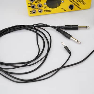 Metasonix TM-1 Vacuum Tube Waveshaper / Ring Mod Effects Pedal #58778 image 14